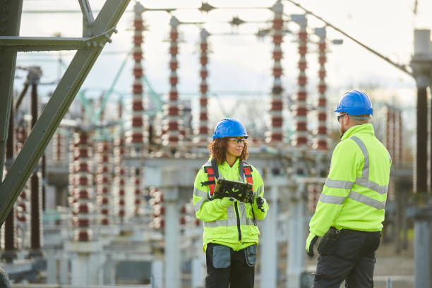 Best 24-Hour Electrician  in Davis, OK